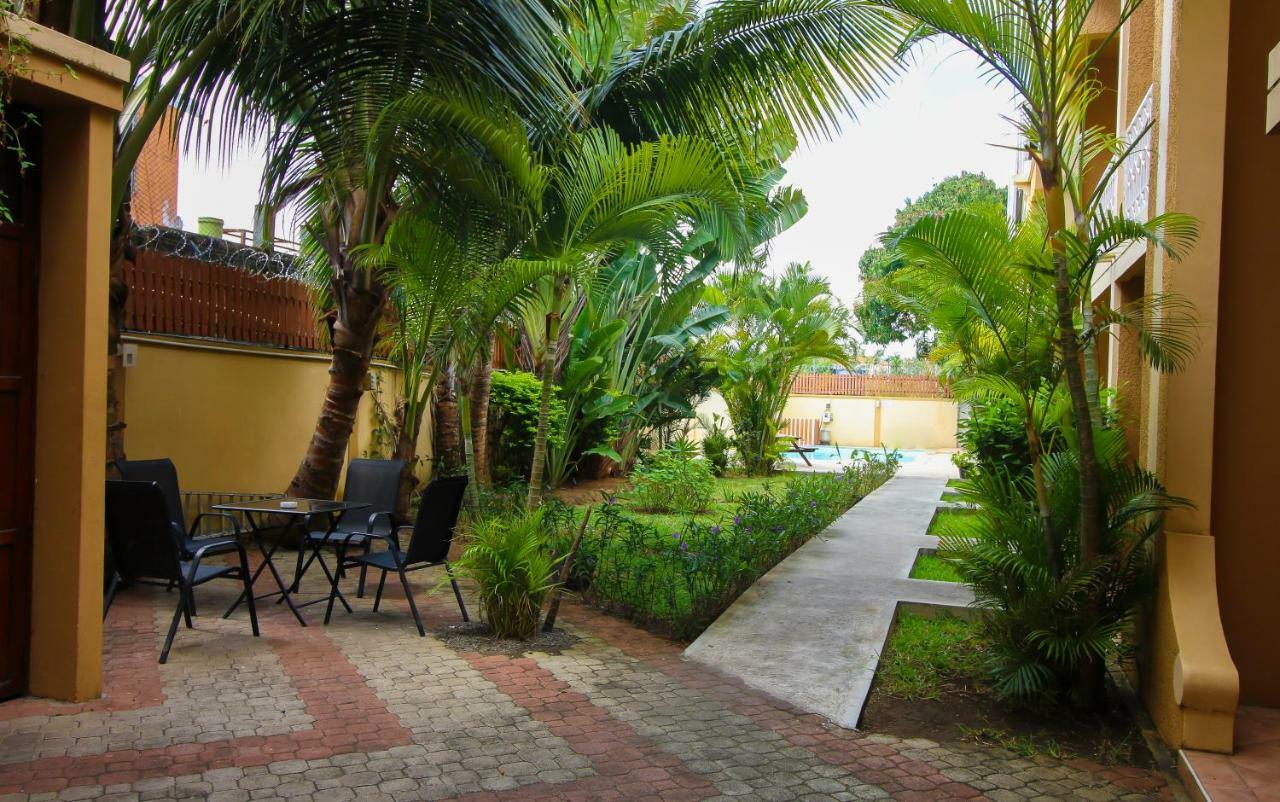 Elysee Residence Trou aux Biches Exterior foto